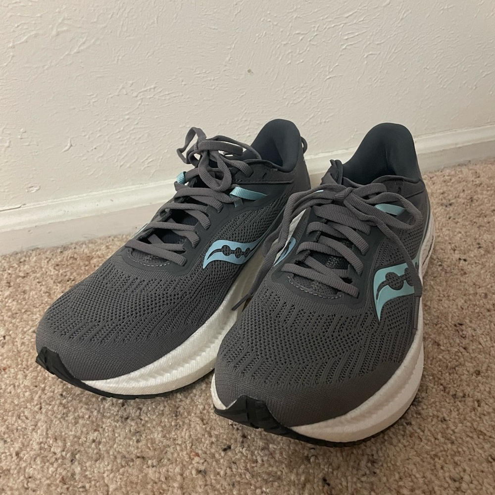 Never been worn Saucony running shoes